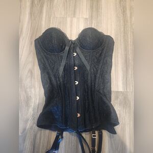 NWOT Savage x Fenty Black Lace Corset